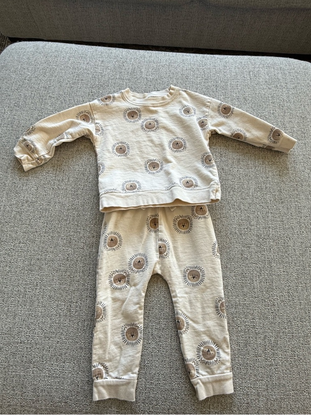 Carter’s Neutral Lion Print Matching Set - Beige